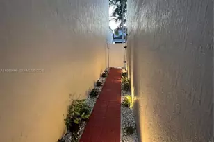 330 NW 33rd Ln, Pompano Beach, FL 33069 - Photo 53