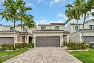 330 NW 33rd Ln, Pompano Beach, FL 33069 - Photo 1