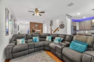 330 NW 33rd Ln, Pompano Beach, FL 33069 - Photo 11