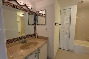 8444 Shadow Ct, Coral Springs, FL 33071 - Photo 11