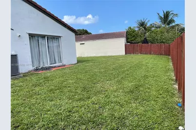 14252 SW 175th Ter, Miami, FL 33177 - Photo 5