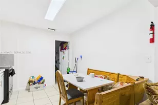 1713 SW 11th Ct, Fort Lauderdale, FL 33312 - Photo 11