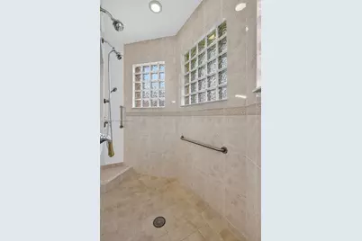 1845 NW 139th Ter, Pembroke Pines, FL 33028 - Photo 41