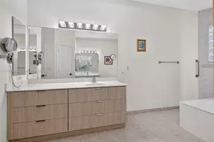 1845 NW 139th Terrace, Pembroke Pines, FL 33028 - Photo 29
