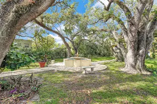 738 NE 90th St, Miami, FL 33138 - Photo 27