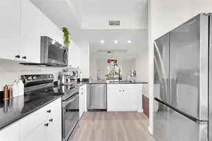 738 NE 90th St, Miami, FL 33138 - Photo 5