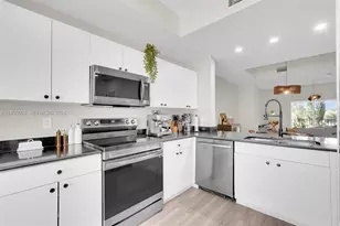 738 NE 90th St, Miami, FL 33138 - Photo 7