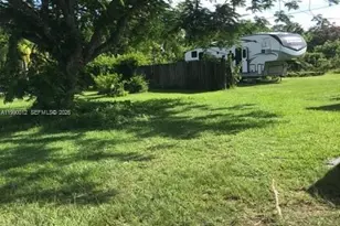 18200 SW 262nd St, Homestead, FL 33031 - Photo 17