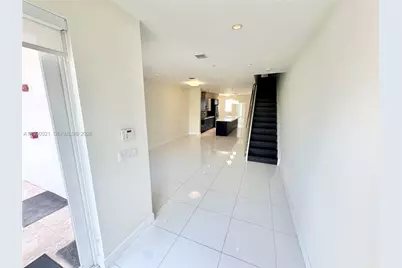 6415 NW 102nd Path #204, Miami, FL 33178 - Photo 3