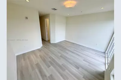 6415 NW 102nd Path #204, Miami, FL 33178 - Photo 17