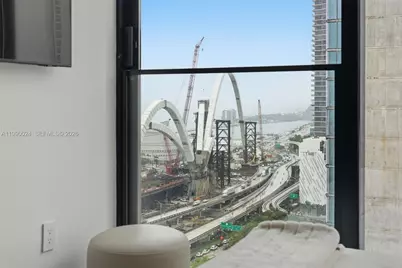 20 NE 11th St #2306A, Miami, FL 33132 - Photo 3