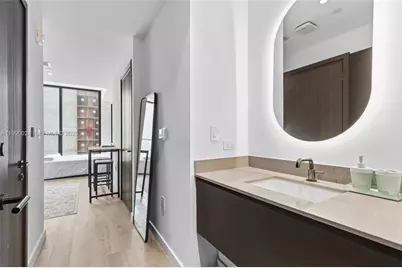 20 NE 11th St #2306A, Miami, FL 33132 - Photo 11