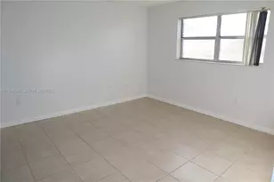 8500 Sunrise Lakes Blvd, Sunrise, FL 33322 - Photo 17