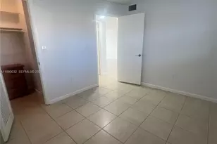 8500 Sunrise Lakes Blvd, Sunrise, FL 33322 - Photo 9