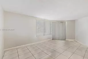 1401 NE 191st St, Miami, FL 33179 - Photo 3