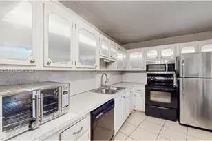 1401 NE 191st St, Miami, FL 33179 - Photo 5