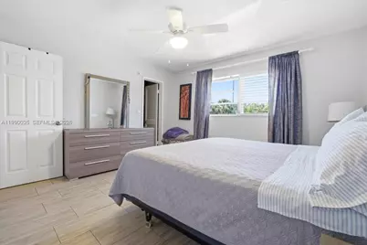 581 Blue Heron Dr #205-B, Hallandale Beach, FL 33009 - Photo 13