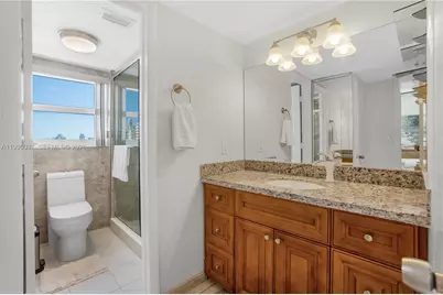 245 18th St #904, Miami Beach, FL 33139 - Photo 15