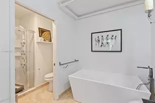 3530 Mystic Pointe Dr, Aventura, FL 33180 - Photo 15