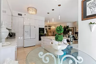 3530 Mystic Pointe Dr #114, Aventura, FL 33180 - Photo 9