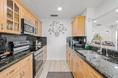 11914 SW 125th Pl, Miami, FL 33186 - Photo 3