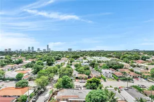 900 SW 8th St, Miami, FL 33130 - Photo 9