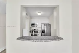 900 SW 8th St, Miami, FL 33130 - Photo 13