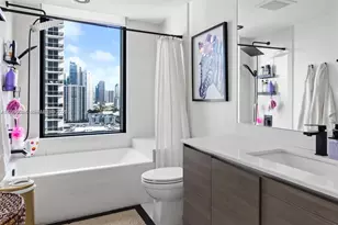 460 NE 28th St, Miami, FL 33137 - Photo 11