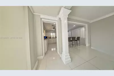 136 SE 2nd Ct, Dania Beach, FL 33004 - Photo 5