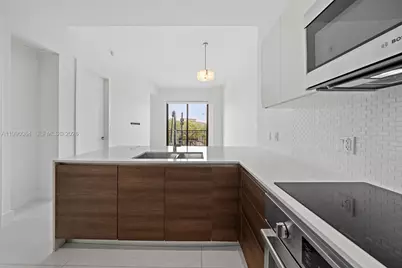 301 Altara Ave #213, Coral Gables, FL 33146 - Photo 7