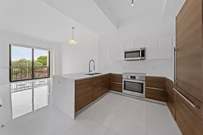 301 Altara Ave #213, Coral Gables, FL 33146 - Photo 1