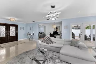 851 Bluebird Ave, Miami Springs, FL 33166 - Photo 9