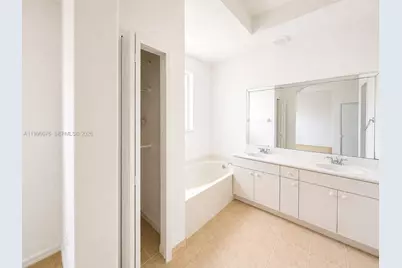 16649 SW 80th Ter, Miami, FL 33193 - Photo 19