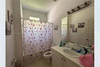 9227 SW 227th St #1, Cutler Bay, FL 33190 - Photo 11