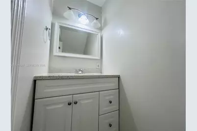 8260 NW 10th #7, Miami, FL 33126 - Photo 25