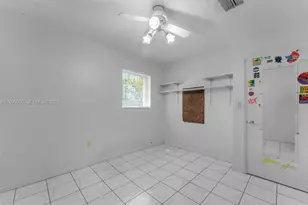 4341 SW 104th Ct, Miami, FL 33165 - Photo 9