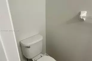 50 Key W Ct, Weston, FL 33326 - Photo 7