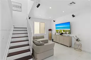 1500 Canary Island Dr, Weston, FL 33327 - Photo 15
