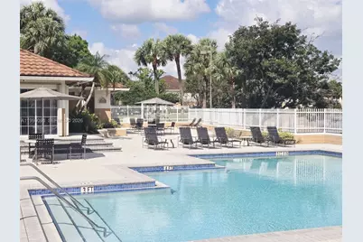 860 NW 92nd Ave #860, Plantation, FL 33324 - Photo 23