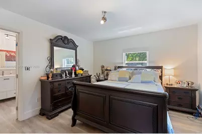 310 NW 130th Ave, Miami, FL 33182 - Photo 13