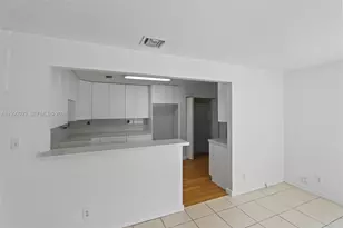 841 NW 10th St, Hallandale Beach, FL 33009 - Photo 3