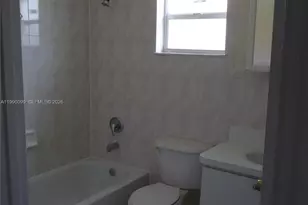 841 NW 10th St, Hallandale Beach, FL 33009 - Photo 7