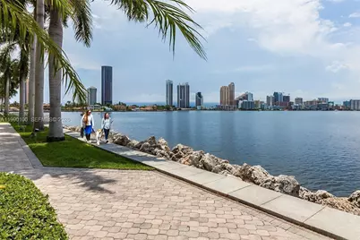 3530 Mystic Pointe Dr #1714, Aventura, FL 33180 - Photo 33