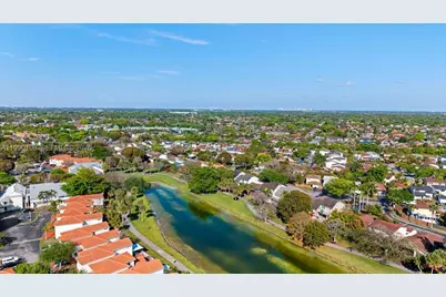 10510 SW 148th Ave Dr, Miami, FL 33196 - Photo 5