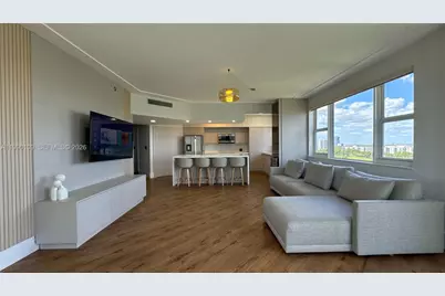 20000 E Country Club Dr #1016, Aventura, FL 33180 - Photo 1