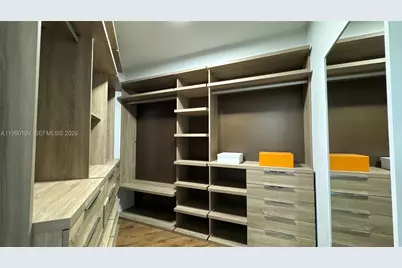 20000 E Country Club Dr #1016, Aventura, FL 33180 - Photo 25