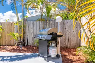 6445 SW 22nd Ct, Miramar, FL 33023 - Photo 5