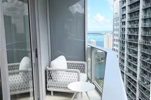 77 SE 5th St, Miami, FL 33131 - Photo 3