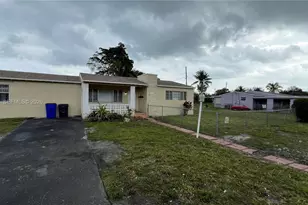 1001 S 22nd Ct, Hollywood, FL 33020 - Photo 1