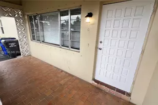 1001 S 22nd Ct, Hollywood, FL 33020 - Photo 5
